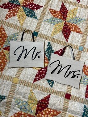 Mr. & Mrs. Wedding/Newlywed Decor
